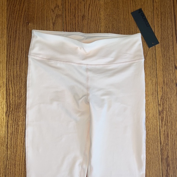 NWT Mono b Woman’s Light Pink Leggings Size M - Picture 3 of 7